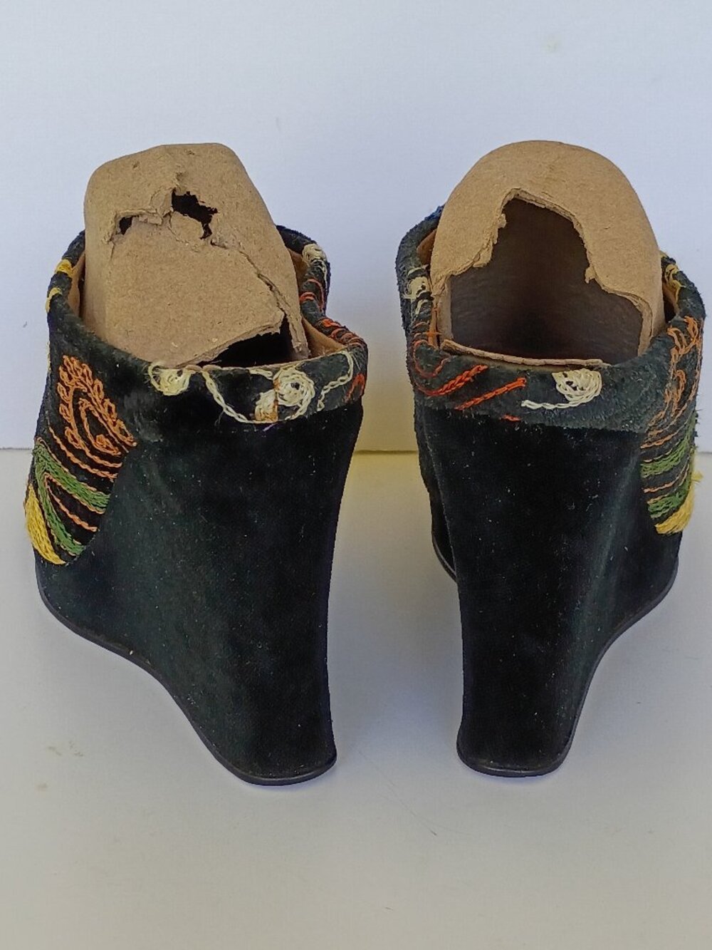 Zeyzani one of a kind Suzani embroidered wedge Size 39 / 8.5 US - Picture 5 of 10